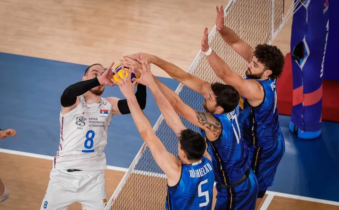 清晨突围战来临，金州勇士围绕意大利杯状态回暖，压力陡增，年轻球员得到机会